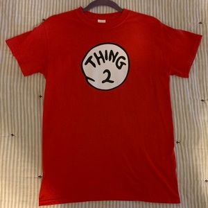 Thing 2 adult shirt small universal studios